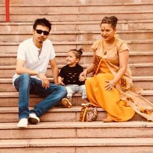 Meet your Posher, Dika